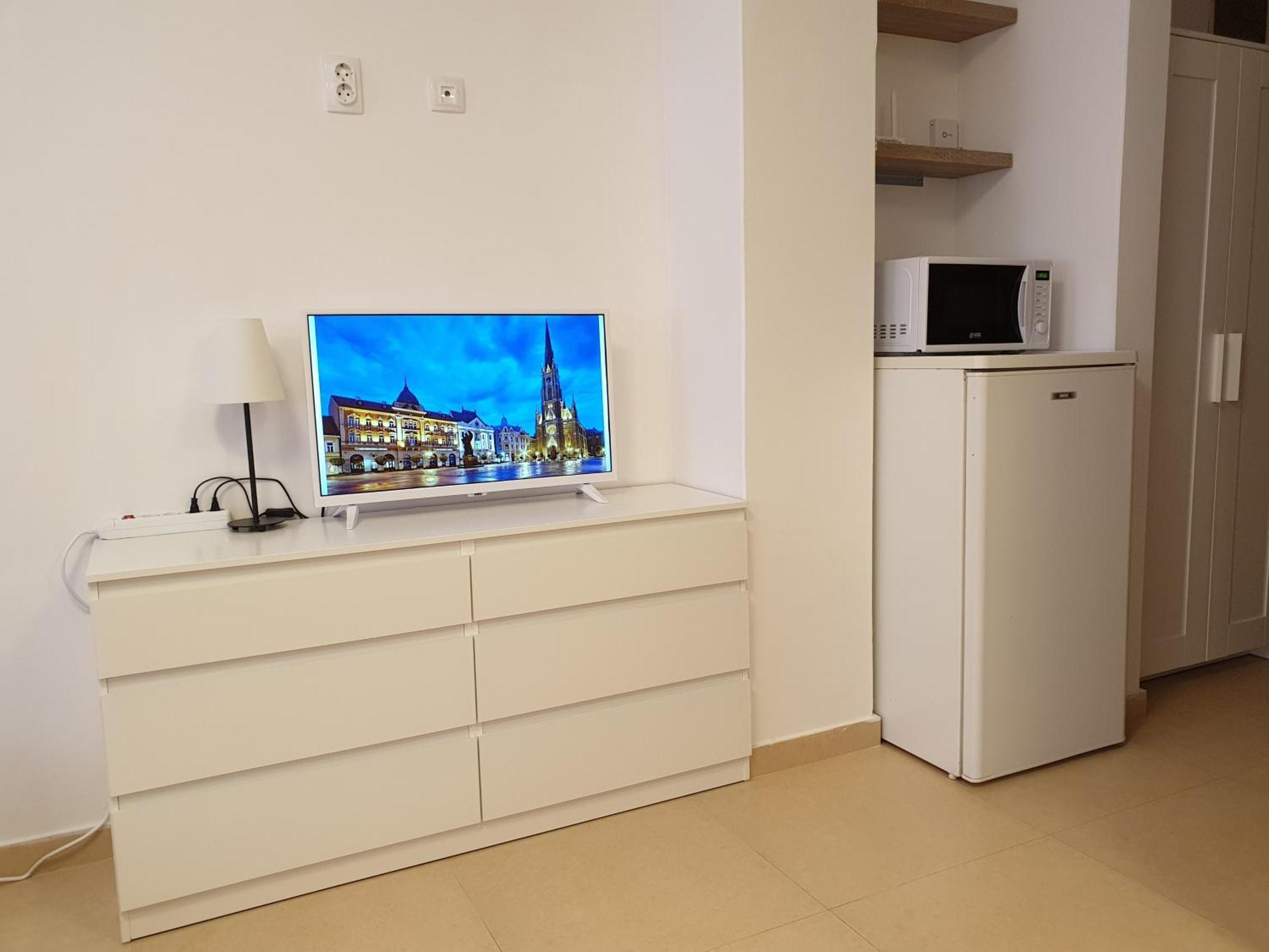 Podbara Center Apartment โนวีซาด ภายนอก รูปภาพ